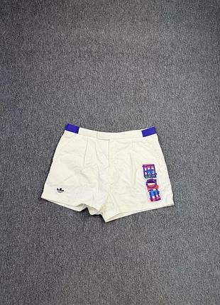 Adidas vintage жіночі шорти оригінал
