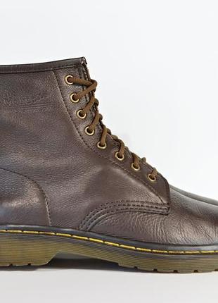 Оригінальні жіночі черевики dr. martens made in england