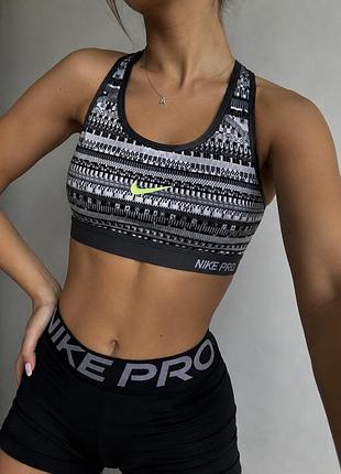 Топ классный nike