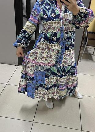 Легкое платье