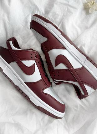 Жіночі  кросівки  nike sb dunk low