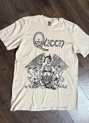 Футболка бежева queen
