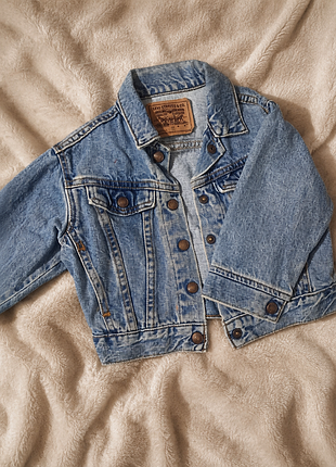Джинсовка levi's унісекс розмір 3 роки