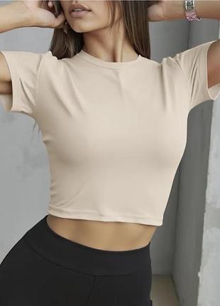 Базова бежева укорочена футболка shein 38/m