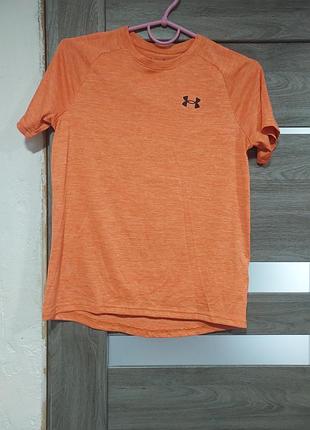 Футболка для спорта under armour