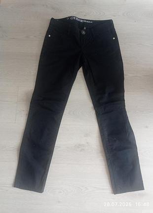 Джинсы guess 25 размер. коттон и 2 процента эластана. новые качественные джинсы. размер 25