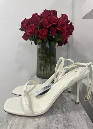 Босоніжки mango 37,38,39,41