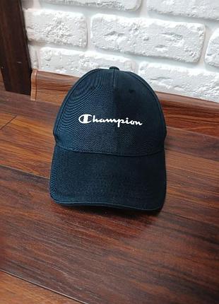 Кепка champion
