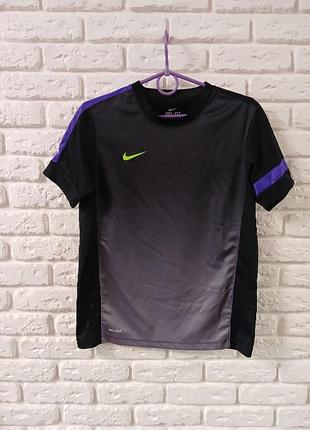 Футболка nike