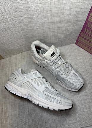 Кросівки  шкіряні в сітку nike zoom vomero 5