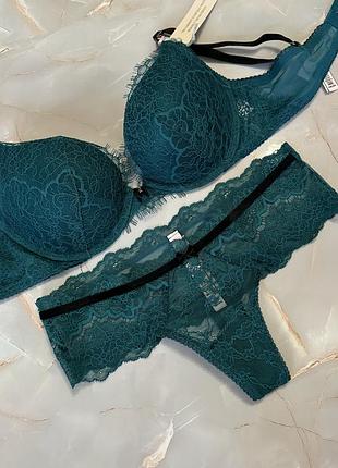 Мереживний комплект білизни люкс серії dream angels victoria’s secret бюстгальтер 34в 75б з пуш апом трусики стрінги xs