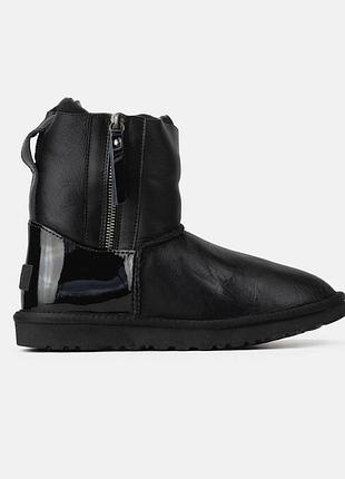 Чорні жіночі уги ugg short zip black leather lacquer х угг ультра міні 38