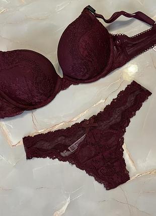 Мереживний комплект білизни люкс серії dream angels victoria’s secret  бюстгальтер 34в 75б пуш ап трусики стрінги хс