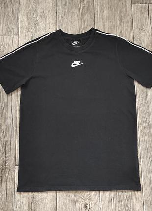 Мужская спортивная футболка nike sportswear repeat t-shirt