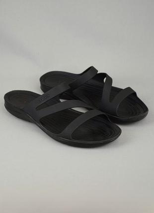Crocs swiftwater sandal шлепанцы босоножки сланцы кроксы женские черные обувь летний w9/39-40 р/26-25 см merrell birkenstock papillio