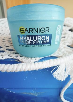 Крем увлажняющий garnier.