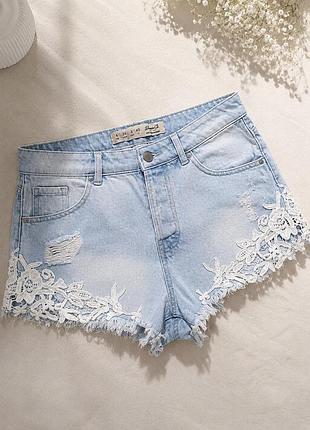 Джинсові шорти denim co 36/s світлі з мереживом