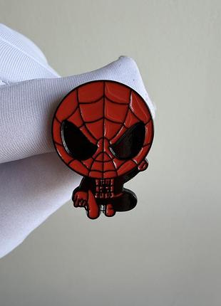 Пін значок металевий брошка  «людина-павук (spider-man) marvel чібі навпочіпки»