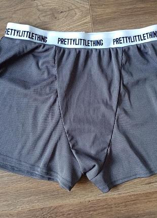 Брендові боксери prettylittlething.