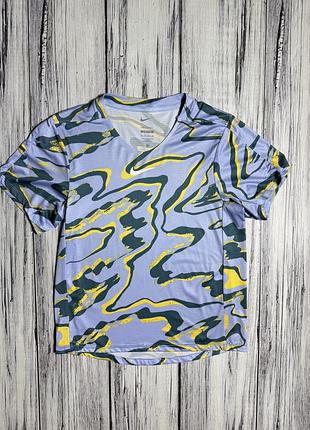 Nike футболка оригинал xs размер slim fit