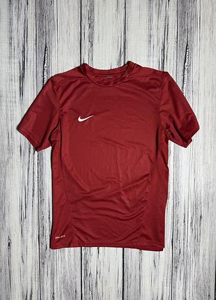 Nike футболка оригинал красная m размер