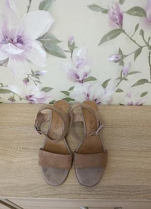 Фирменные босоножки Tamaris, р.38