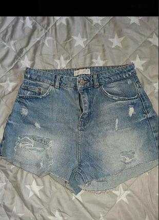 Джинсовые шорты zara, светло-голубые, рваные, xs-s