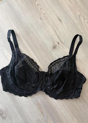 Чорний класичний мереживний бюстгальтер primark