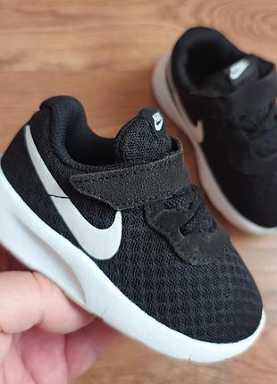 Оригинальные nike р22 длина учтельки по факту 14см