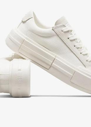 Кеди converse chuck taylor all star молочного кольору