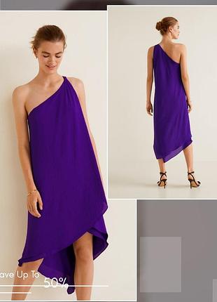 Стильна сукня на одне плече mango suit