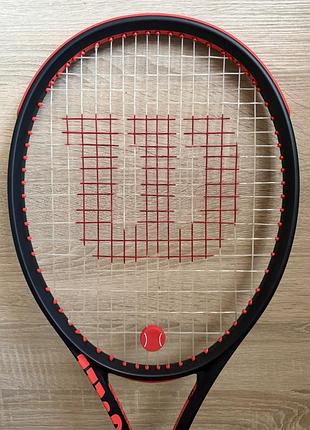 Нова тенісна ракетка wilson clash team 103 v3 пару годин в грі.стан 10/10 без царапин.вага 280г.ручка 2