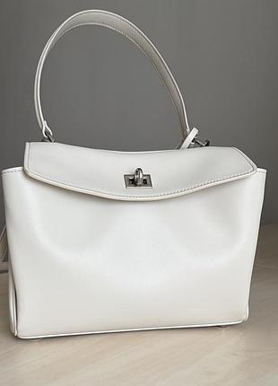Vera pelle. rodeo bag small. жіноча сумка молочна з срібною фурнітурою з натуральної шкіри