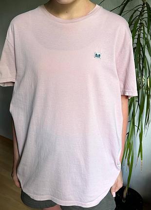 Футболка weekend offender