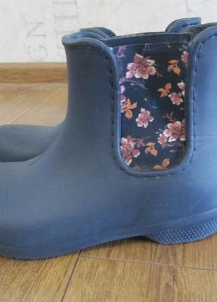 Гумові чобітки, сапоги резинові crocs w6  36-37р 23см