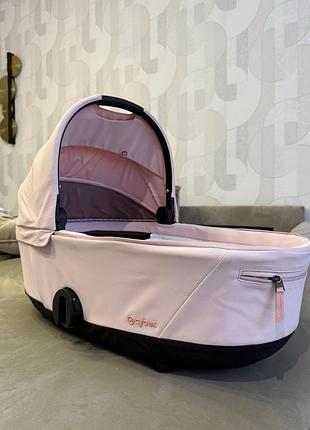 Люлька cybex mios lux кольору peach pink.