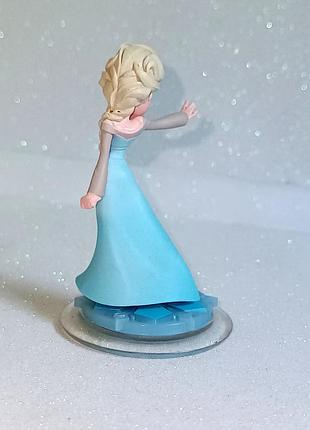 Фигурка эльзы disney frozen 2