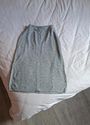 Жіноча спідниця з квітковим принтом brandy melville
