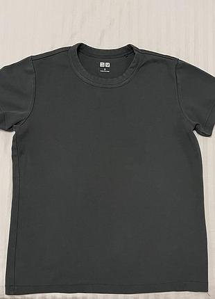 Футболка uniqlo
