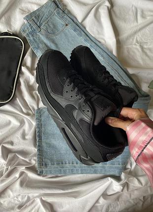 Черные кроссовки nike air max 90 black (артикул cn8490-003) с фирменной амортизирующей вставкой max air 46 (30см.)