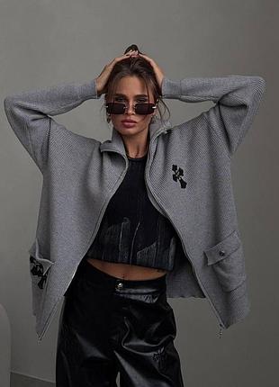 Кофта кардиган сірий з чорними хрестами бренду chrome hearts
