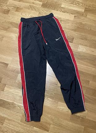 Мужские спортивные штаны nike swoosh tn nylon pants vintage baggy jordan брюки kappa винтажные нейлоновые для спорта тренировок adidas баскетбольные