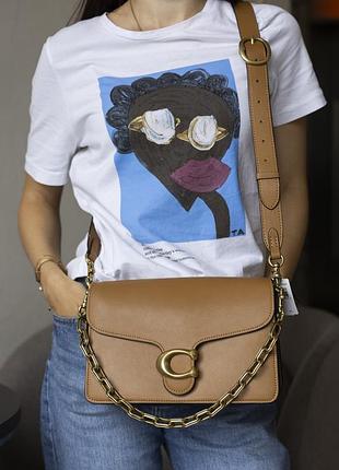 Женская сумка coach chain tabby shoulder bag коричневая