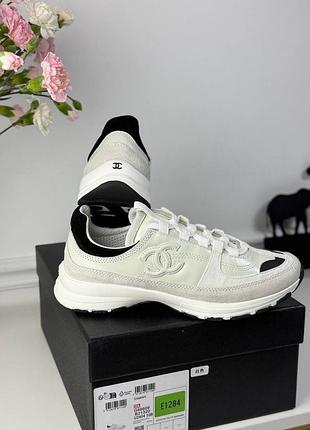 Нова модель кросівки жіночі молочні chanel