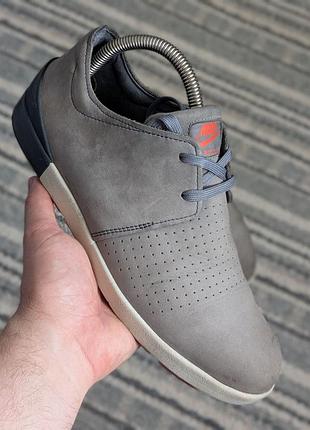 Nike оригінал кросівки нубук