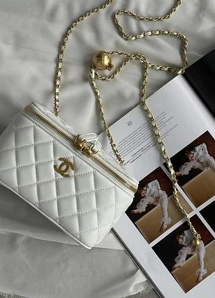 Сумочка на цепочці ланцюжок chanel бачонок біла