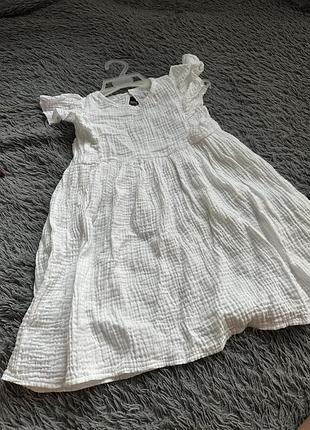 Біла муслінова сукня для дівчинки busya baby shop, розмір 110