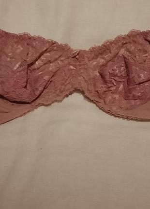 Бюстгальтер 90в.