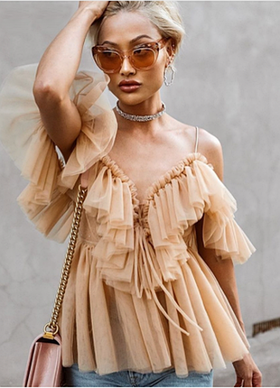 Игривый топ, блузка missguided с рюшами