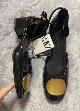 Босоніжки туфлі zara
